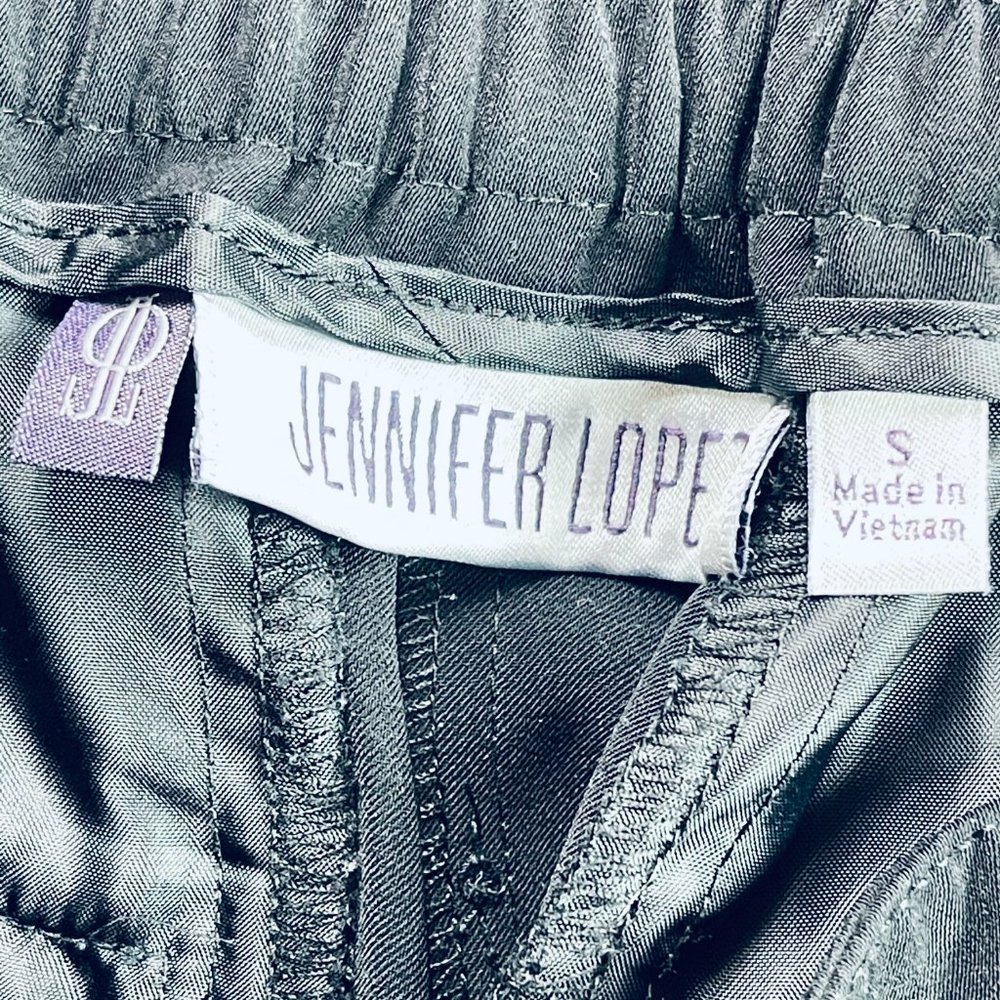 Jennifer Lopez sz S black pull on shorts - Picture 3 of 4